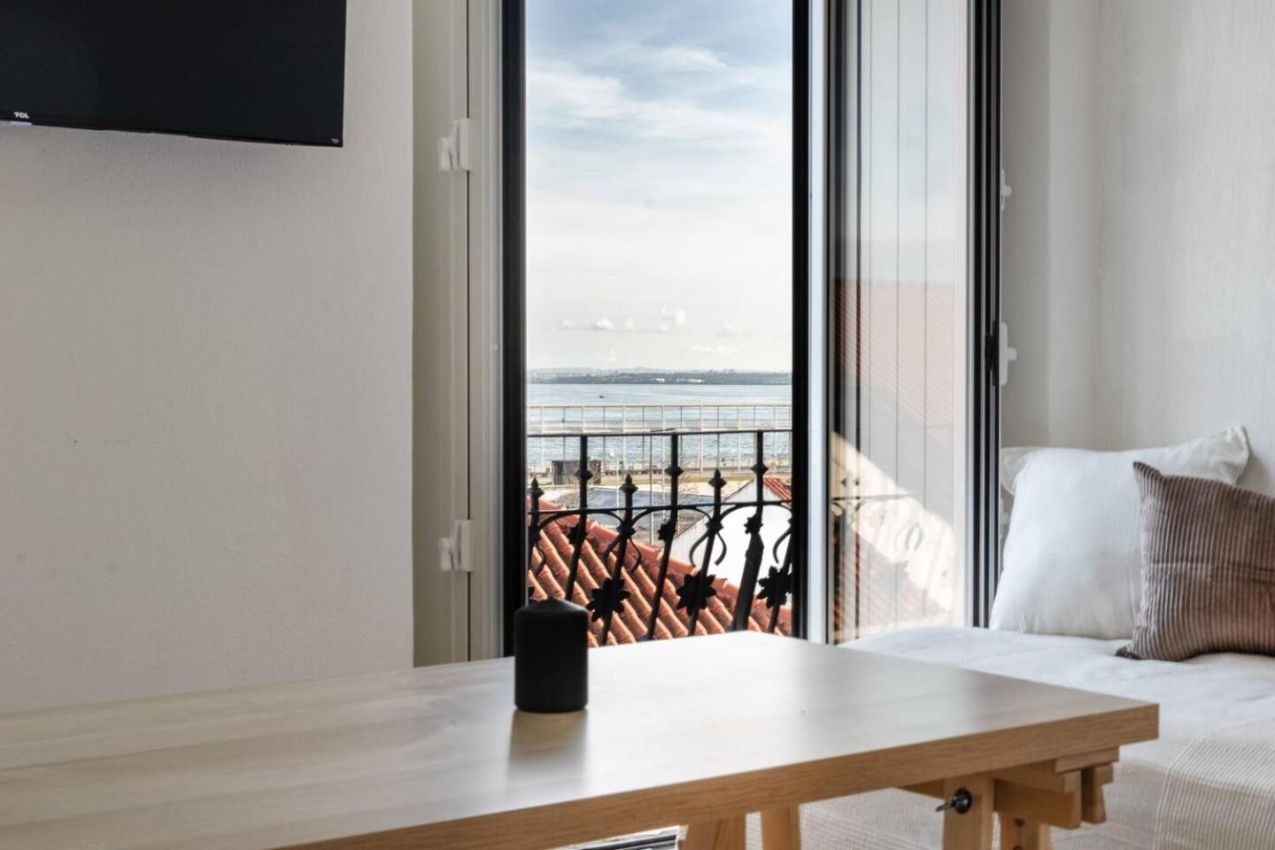 Riverfront Elegance 41Br Spacious Retreat * Lisbon