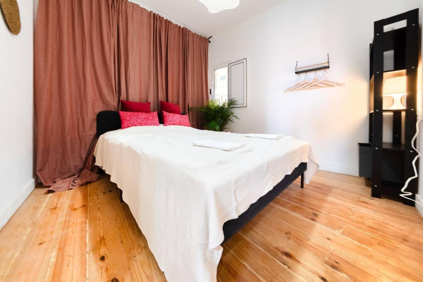 Riverfront Elegance 41Br Spacious Retreat Apartment *